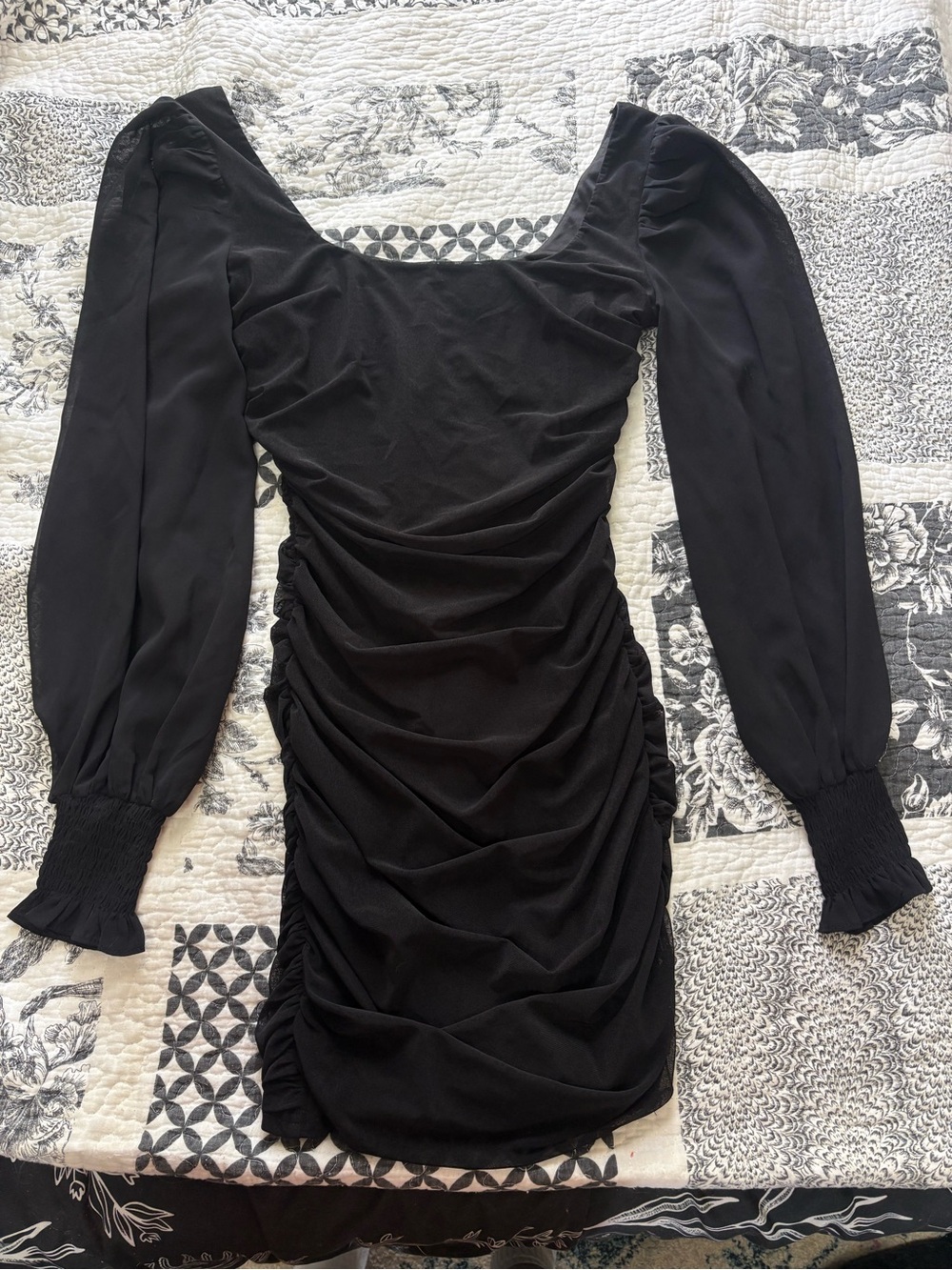 Black Ruched-Back Chiffon Long Sleeve Women’s Dress